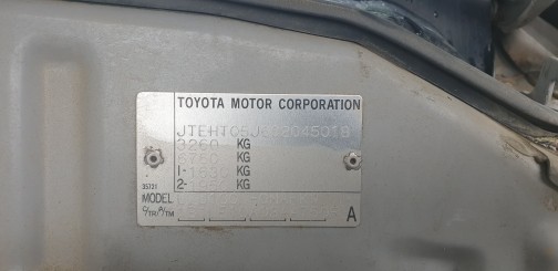 Транспортное средство Toyota Land Cruiser 100 VX 4.7, 2003 года выпуска, государственный номер С100М