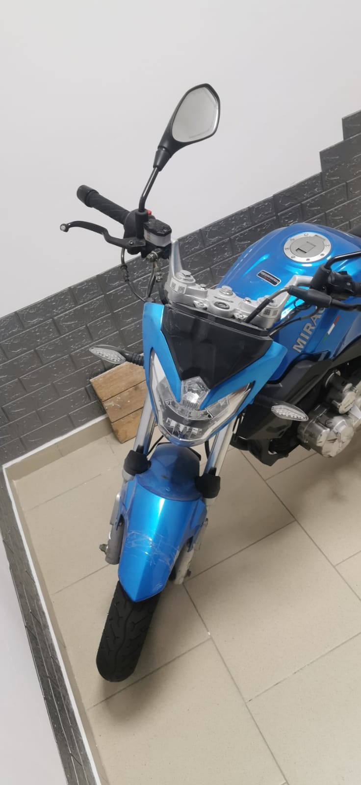 Мотоцикл Р08, 150/00, 2014 г.в., синего цвета, г/н 0084АВ06, VIN LBMPCKL21E1900651.  Обременения- ар
