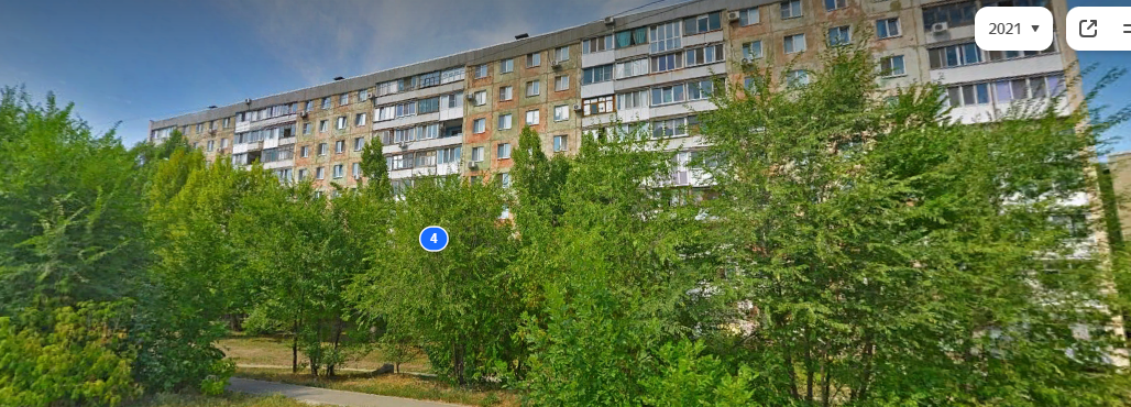 1/2 доля в праве на квартиру площадью 42.9 кв.м., расположенная по адресу: Саратовская обл., г. Сара